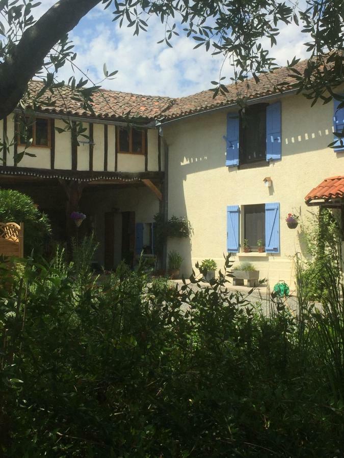 Michouat Pensionat Vidou Exteriör bild